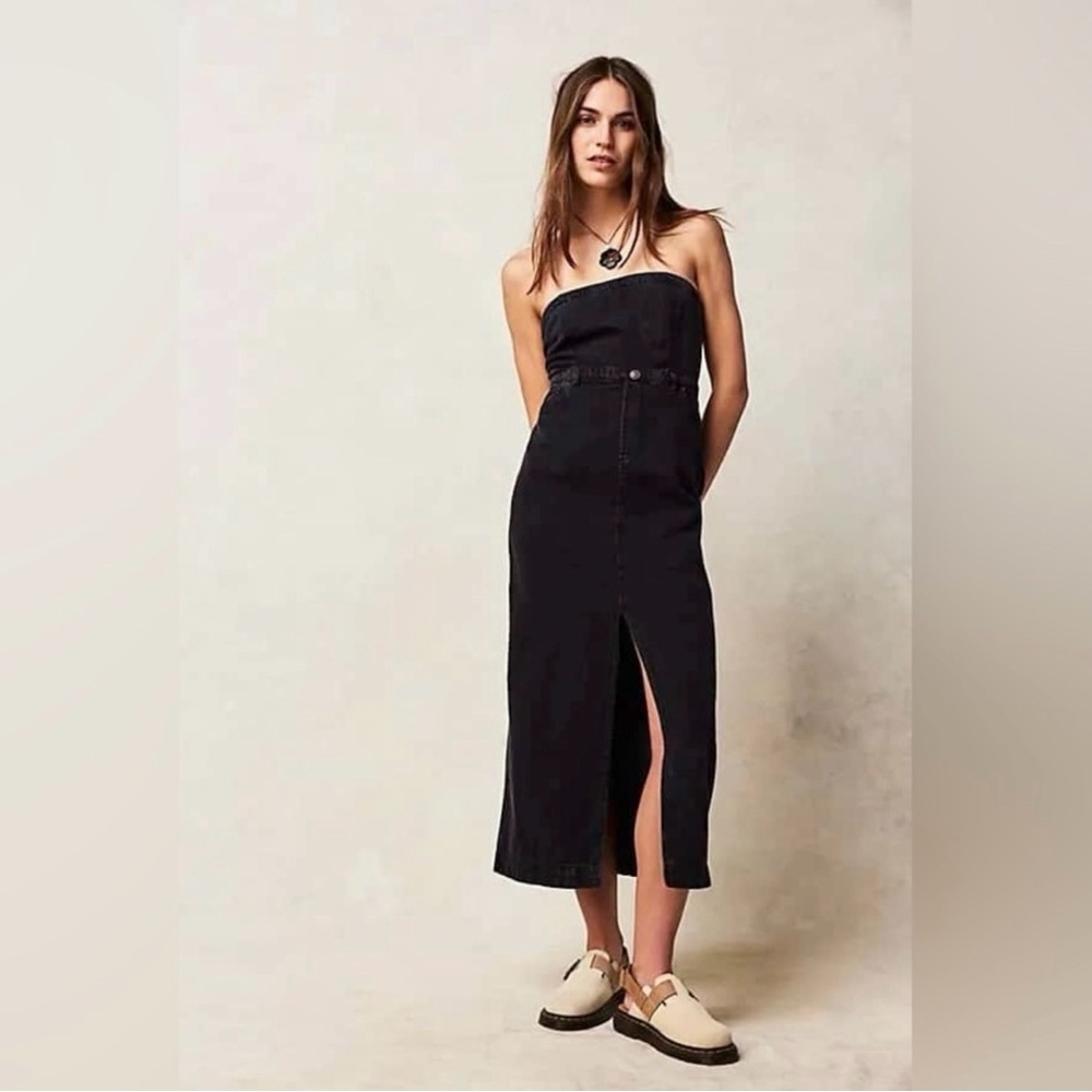 NWOT Free People Picture Perfect Midi
Strapless Tube Denim